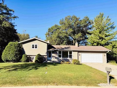 206 Thompson St, Verona, WI 53593
