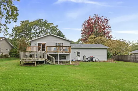 821 Dorothy Dr, Portage, WI 53901