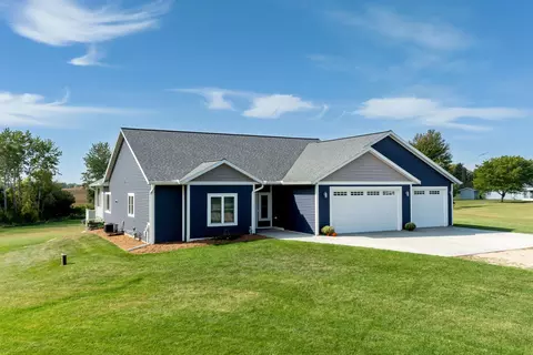 4267 Cherokee Court, Markesan, WI 53946