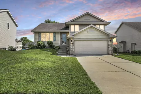 8405 Dolomite Ln, Madison, WI 53719