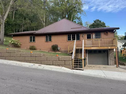 193 S Schmitz St, Richland Center, WI 53581