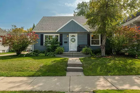 7821 Clarke St, Wauwatosa, WI 53213