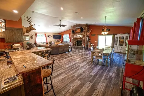 600 Oakwood St, Warrens, WI 54666