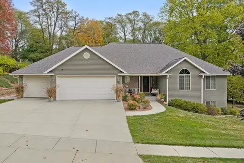 2100 Sunset Dr, Reedsburg, WI 53959