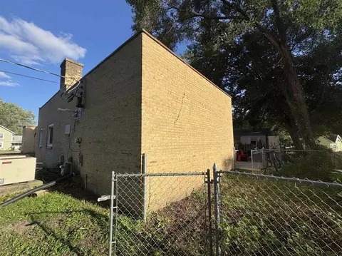 Exterior - 605 E 4th Ave, Brodhead, WI 53520 photo 6 of 6