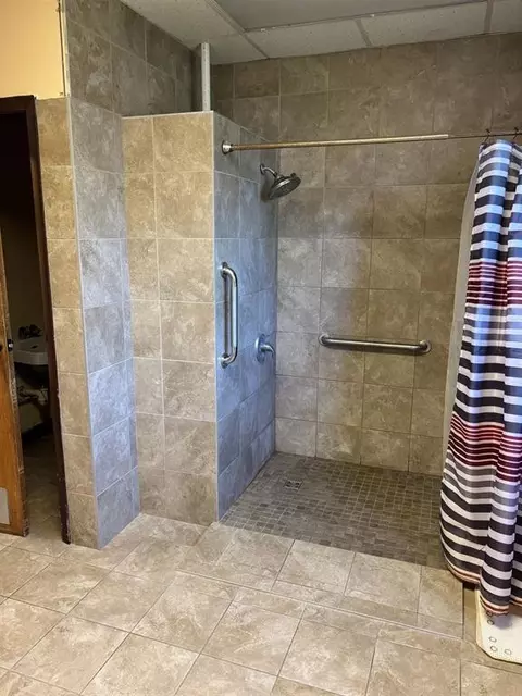 Bath - 605 E 4th Ave, Brodhead, WI 53520 photo 1 of 3