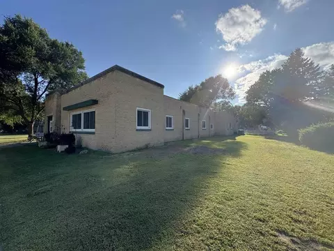 Exterior - 605 E 4th Ave, Brodhead, WI 53520 photo 3 of 6