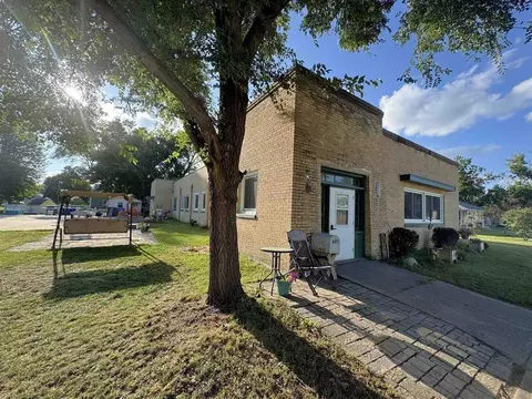 Exterior - 605 E 4th Ave, Brodhead, WI 53520 photo 1 of 6