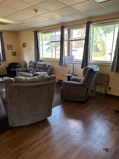 Living - 605 E 4th Ave, Brodhead, WI 53520 photo 6 of 6