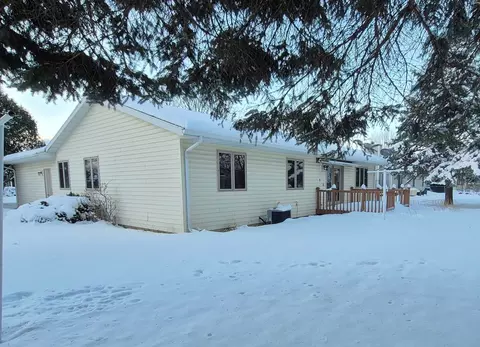 409 Kings Lynn Rd, Stoughton, WI 53589