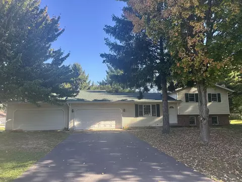 6648 Glenview Rd, Deforest, WI 53532