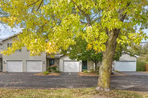 614 N Douglas St, Ripon, WI 54971