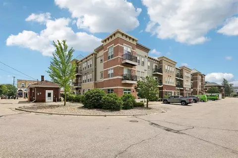 111 W Fulton St #214, Edgerton, WI 53534