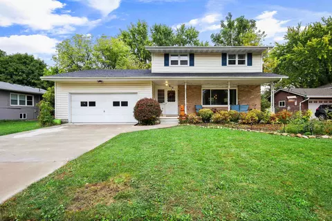 916 Ring St, Sun Prairie, WI 53590