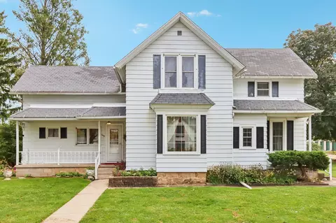 506 N Franklin St, Poynette, WI 53955