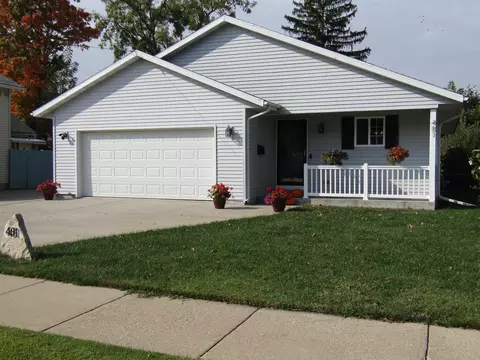481 N Pearl St, Janesville, WI 53548