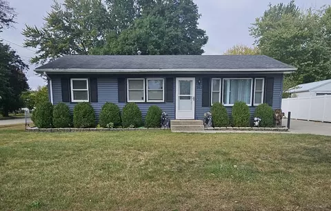 942 Division St, Beloit, WI 53511