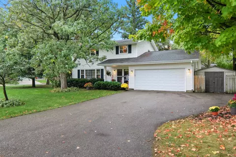104 Waldorf Ct, Sun Prairie, WI 53590