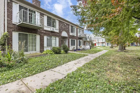 2128 Allen Blvd #3, Middleton, WI 53562