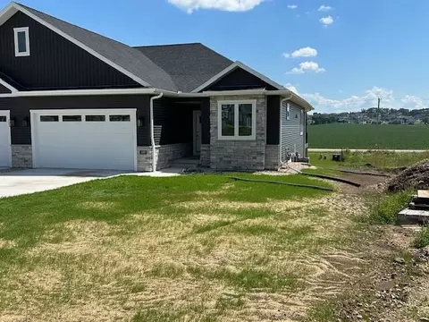 1209 Tivoli Cir, Oregon, WI 53575
