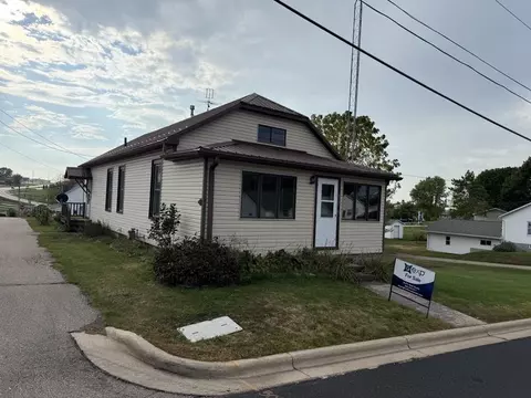 504 W High St, Shullsburg, WI 53586