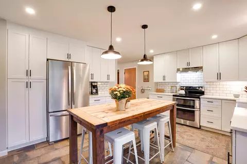505 Wild Plum Dr, Deforest, WI 53532