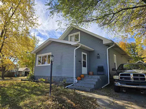 202 Hackett St, Beloit, WI 53511