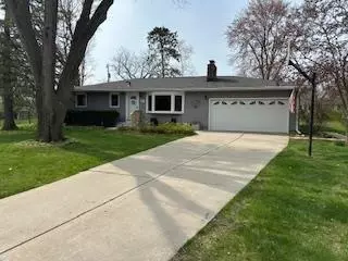 6641 Wood Cir, Middleton, WI 53562
