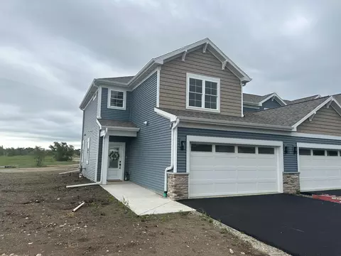 3166 S Bartells Dr, Beloit, WI 53511