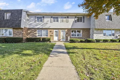 1486 Ivory Dr, Sun Prairie, WI 53590