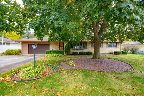 1118 N Pontiac Dr, Janesville, WI 53545