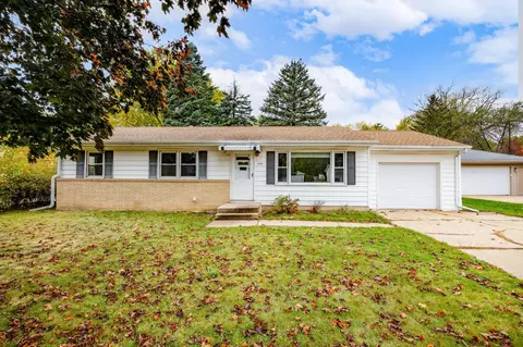 2438 Iva Ct, Beloit, WI 53511