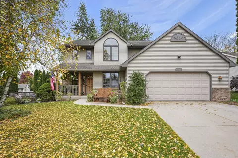 5316 Black Walnut Dr, Mcfarland, WI 53558