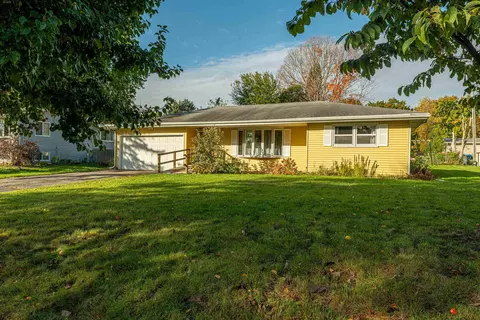 1108 N Monroe St, Stoughton, WI 53589