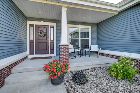 6637 Tartan Trl, Sun Prairie, WI 53590