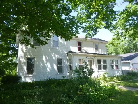 260 E Main St, Evansville, WI 53536