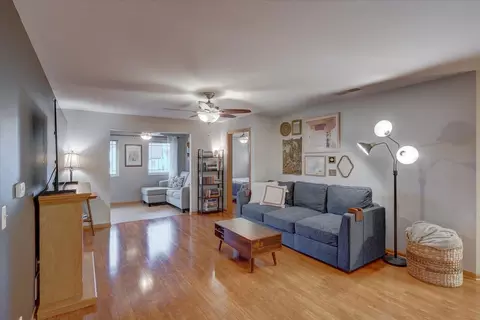 102 Prairie Heights Dr #416, Verona, WI 53593