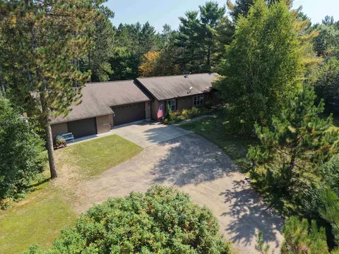 1930 Flying Eagle Dr, Lac Du Flambeau, WI 54538