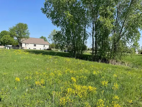 237 Wyalusing Dr, Madison, WI 53718 photo 6