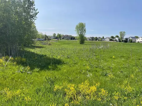 237 Wyalusing Dr, Madison, WI 53718 photo 5