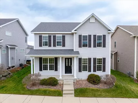 240 Sugar Maple Ln, Verona, WI 53593