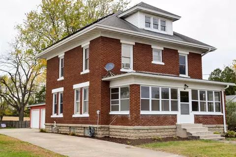 303 S Park St, Albany, WI 53502