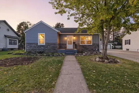 1108 Bennett St, Janesville, WI 53545
