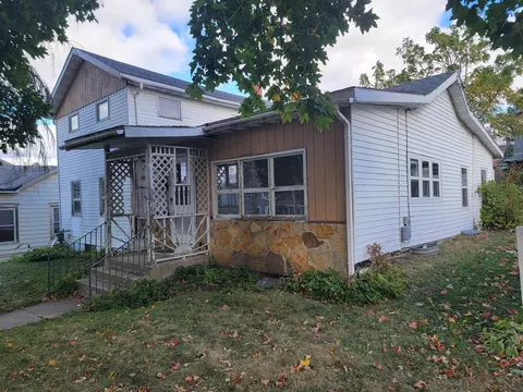 720 17th Ave, Monroe, WI 53566
