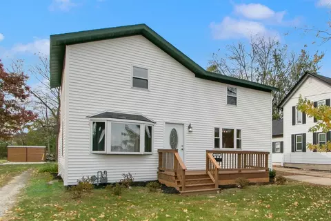 107 Parkview Dr, Milton, WI 53563