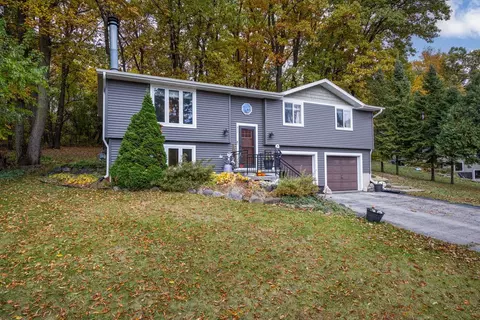 511 Sager St, Deerfield, WI 53531