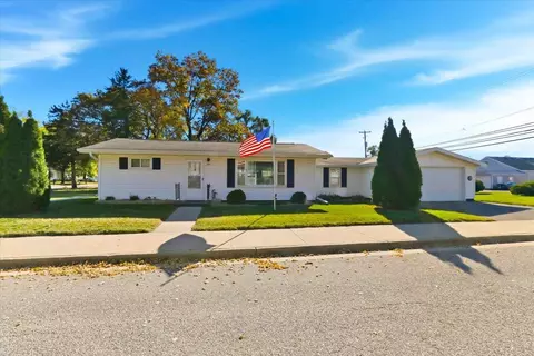 151 E June St, Adams, WI 53910
