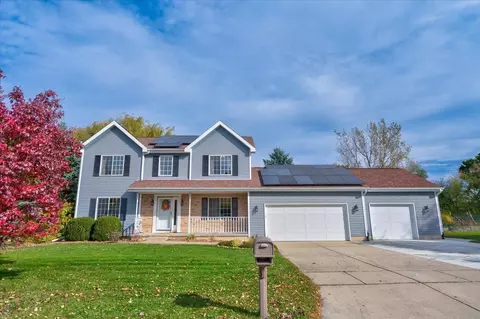 501 Riverside Dr, Deforest, WI 53532