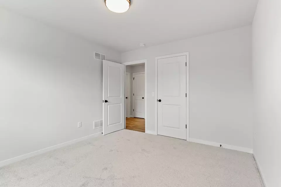 Bedroom - 529 Prestige Ct, Edgerton, WI 53534 photo 7 of 7