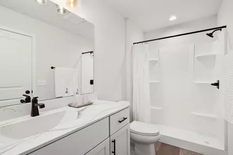 Bath - 529 Prestige Ct, Edgerton, WI 53534 photo 1 of 6